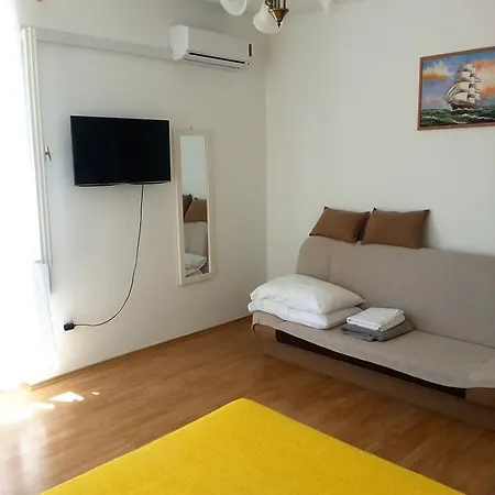 Apartment Bace